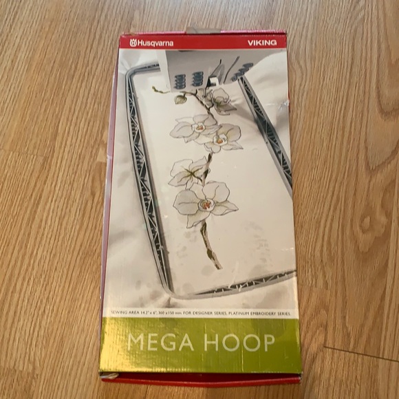 Husqvararna Viking Mega Hoop - Picture 1 of 5
